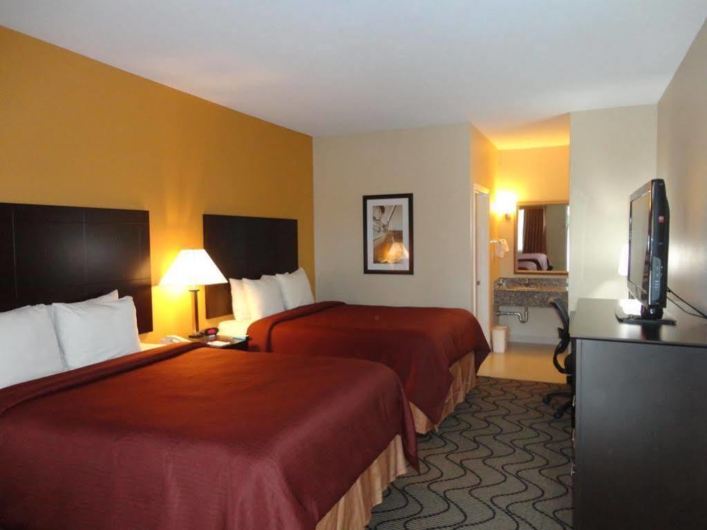 Best Western Lake Conroe Montgomery Luaran gambar